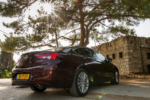 אופל אינסיגניה